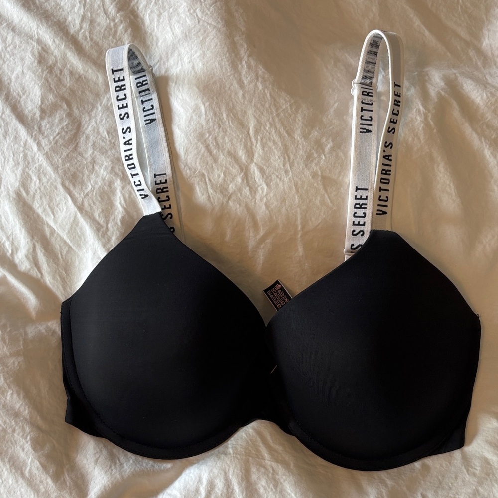 Victoria's Secret T-Shirt Bra
